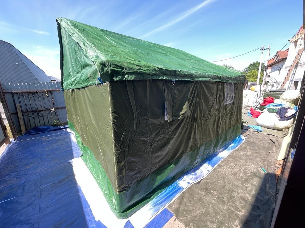 Палатка Каркасная утепленная зеленого цвета 5х4 Палатка Каркасная утепленная зеленого цвета 5х4